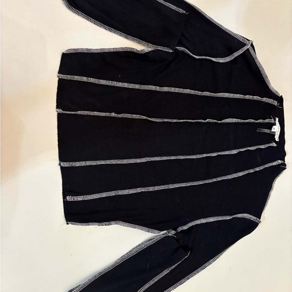 Black and White Striped Long Sleeve Crop Top